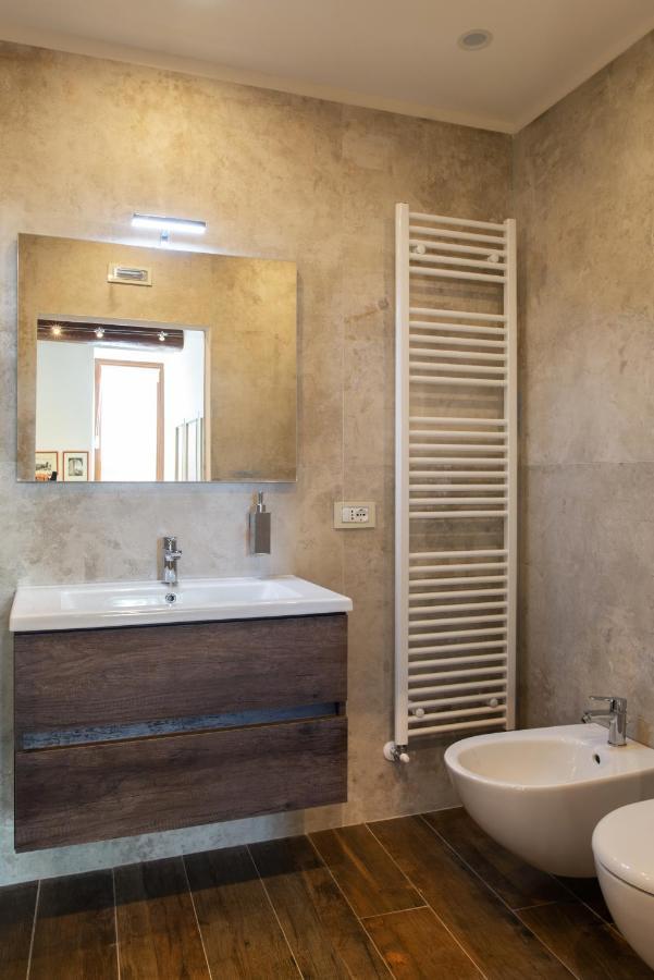 Camere Capobove אסיסי מראה חיצוני תמונה